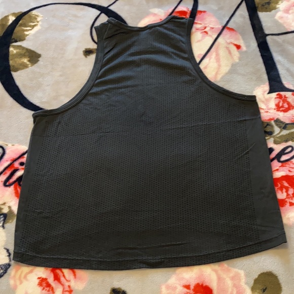 Victoria’s Secret PINK Tank - Picture 2 of 2